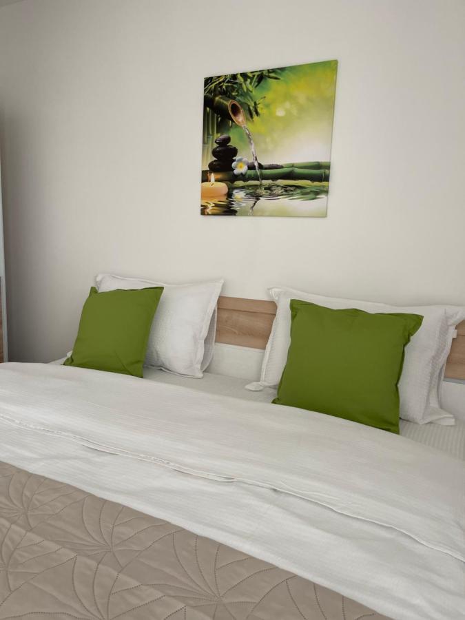 Relaxing Bucharest Airport Residences & Therme-Self Check-In Otopeni Exteriör bild