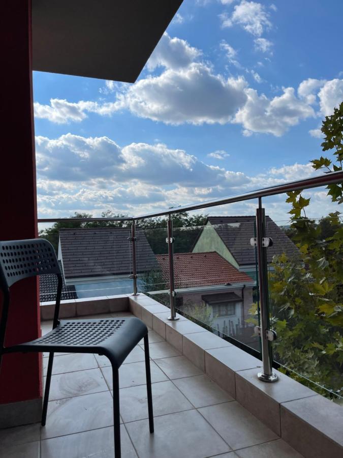 Relaxing Bucharest Airport Residences & Therme-Self Check-In Otopeni Exteriör bild