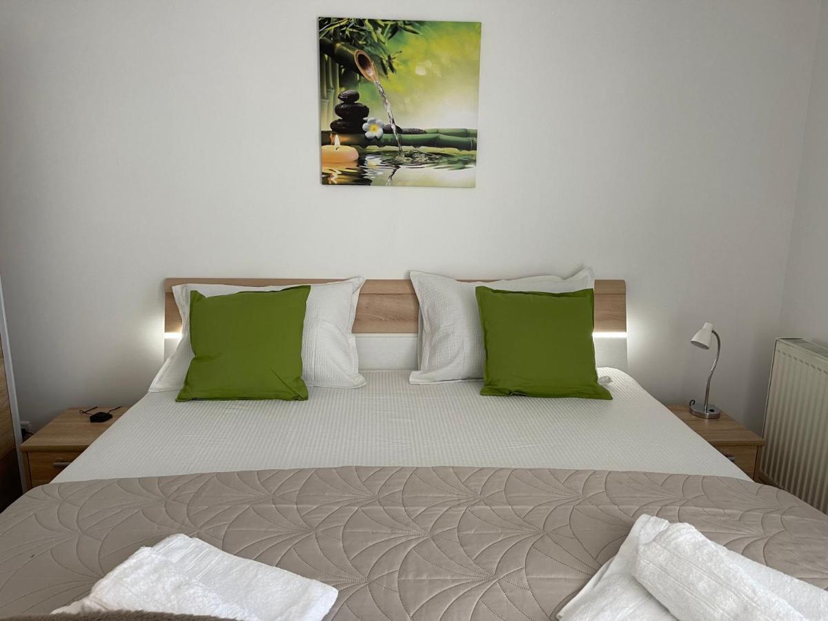 Relaxing Bucharest Airport Residences & Therme-Self Check-In Otopeni Exteriör bild